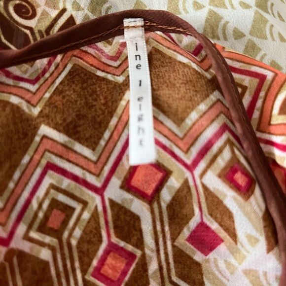 Nine 1 Eight semi sheer print embroidered tie front top size M - Picture 5 of 6